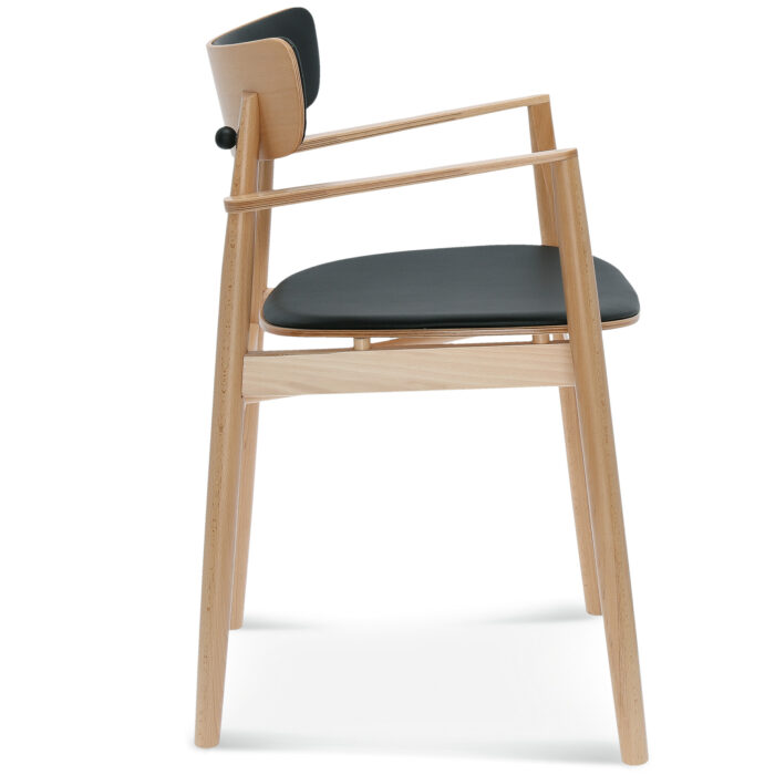 Kaasaegne tool külje pealt