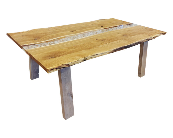 Epoxy laud läbipaistva vaiguga